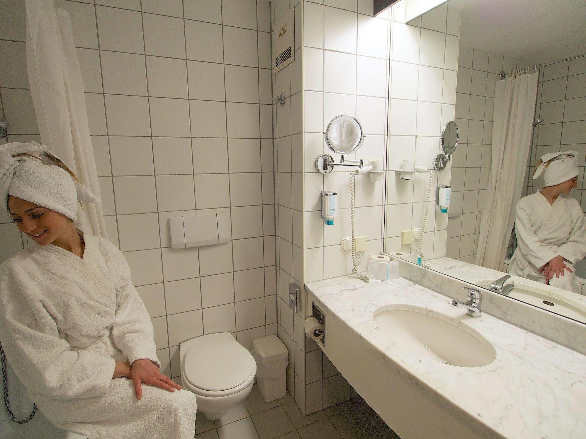 24Hours Apartment Hotel Виена Екстериор снимка
