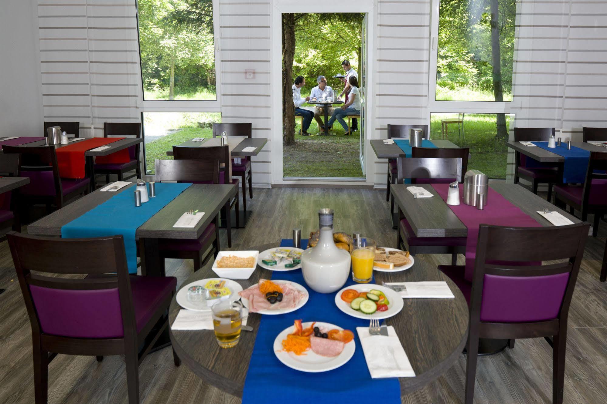 24Hours Apartment Hotel Виена Екстериор снимка